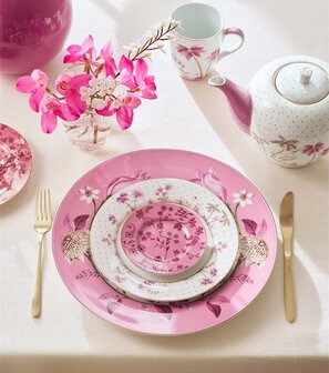 Pip-Studio-Petit_four-bordje-small-plate-JOLIE-Flowers-Pink-plate-12cm-donker-roze-bloemetjes-51.001.503