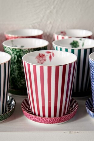 Pip-Studio-ROYAL-STRIPES-Dark-Pink-set-beker-theetipje-gestreept-donker-roze-51.002.422