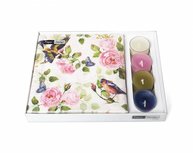 Combibox VINTAGE GARDEN servetten 33x33cm en 4 gekleurde kaarsjes Roosjes & vogels Combibox VINTAGE GARDEN servetten 33x33cm en 4 gekleurde kaarsjes Roosjes & vogels