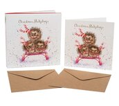 Wrendale Designs Card Box set 8 Kerstkaarten CHRISTMAS SLEDGEHOGS 3 egels op een rode slee