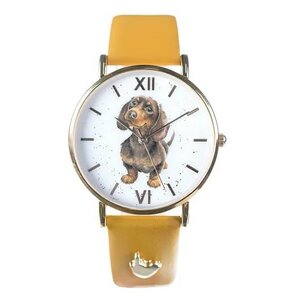 WRENDALE horloge LITTLE SAUSAGE Watch Teckel shining gold finish & mustard leather strap